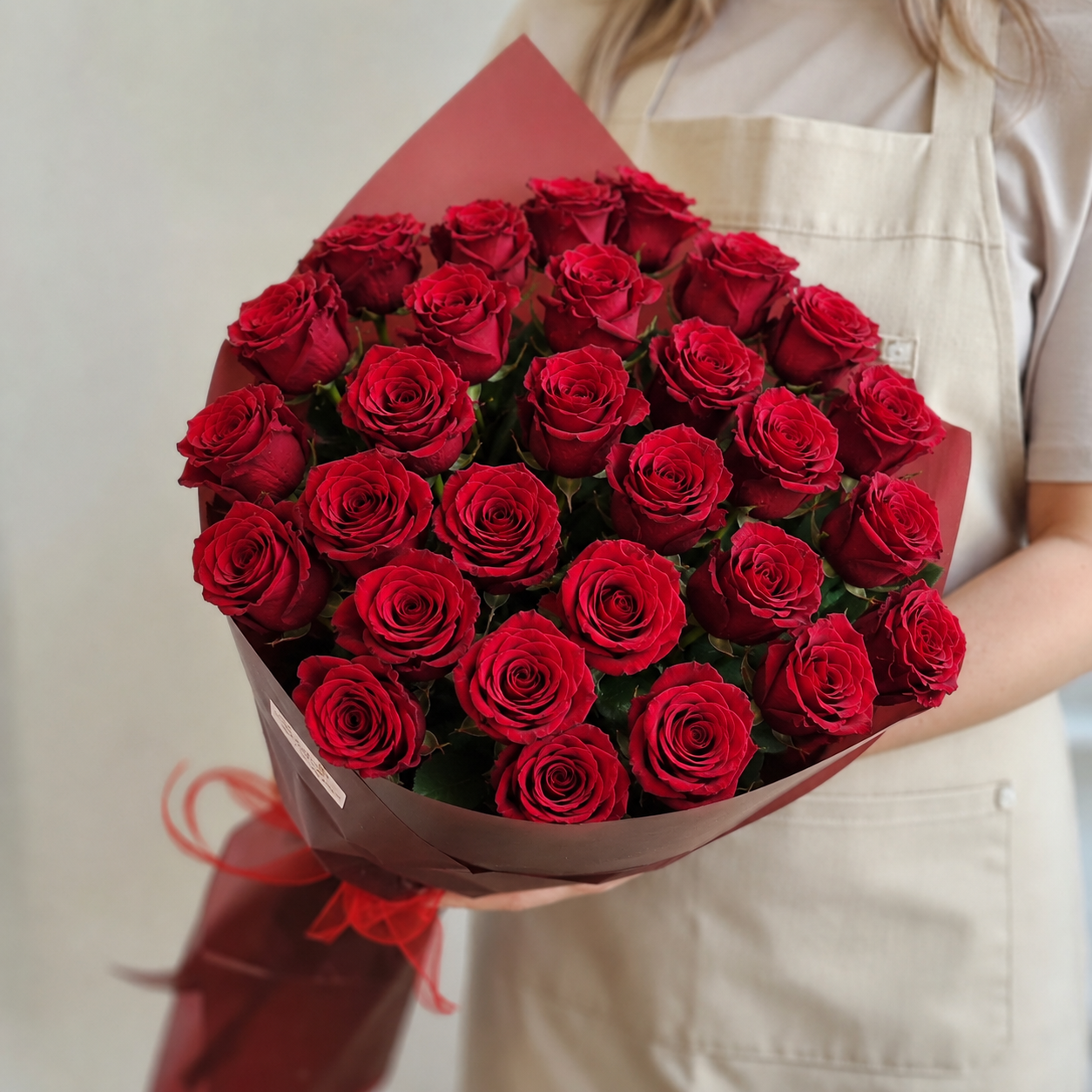 Simply Red Long Stem Roses