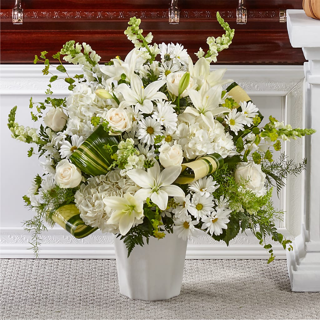 Thoughts of Tranquility Floor Basket – ALANA'S FLOWERS & GIFTS, Etobicoke ON