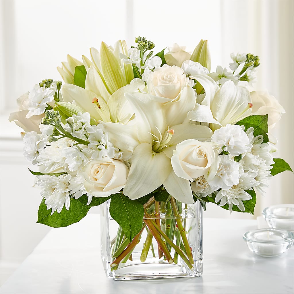 Gentle Breeze Bouquet – ALANA'S FLOWERS & GIFTS, Etobicoke ON