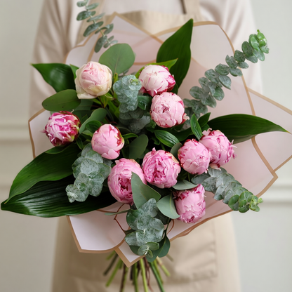Sarah Bernhardt Signature Hand-Tied