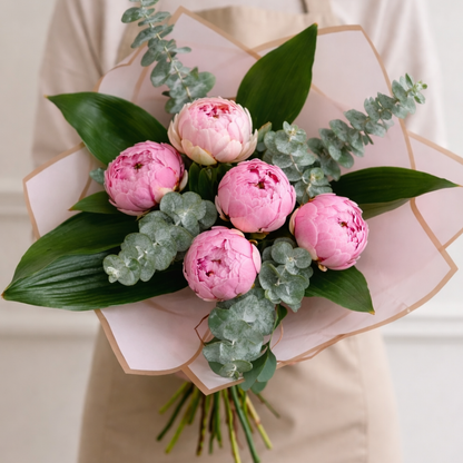 Sarah Bernhardt Signature Hand-Tied