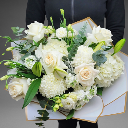 White Elegance Luxury Handtied Bouquet