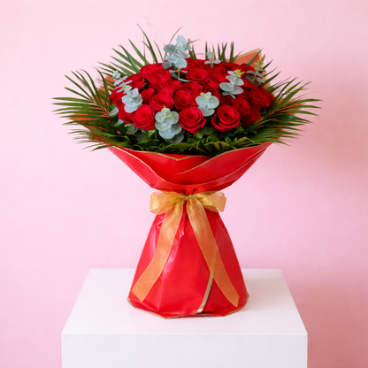Luxury Long-Stem Red Roses